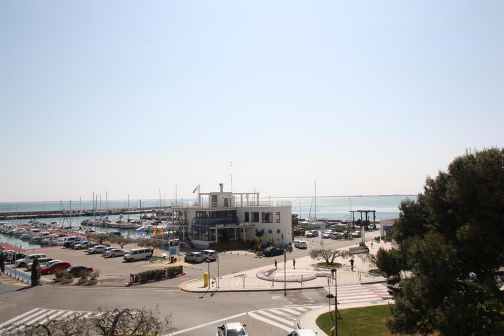 Apartamento Rosa Dels Vents L'Ampolla Habitación foto